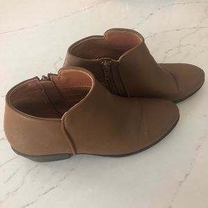 4 for $25 || Charlotte Russe | Cognac Booties